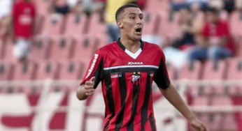 Atlético-GO se aproxima de acerto com Guilherme Baralhas