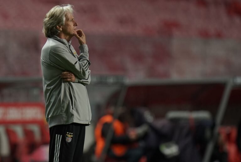 “Entendi contratar Jesus em março”, diz presidente do Benfica