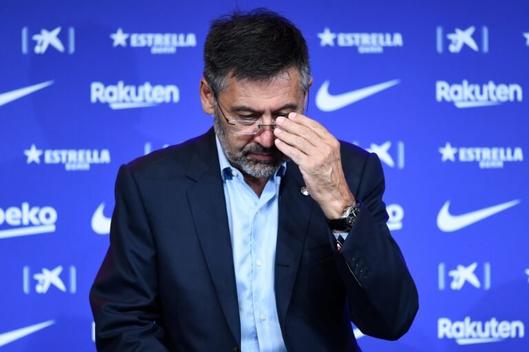 Bartomeu Out
