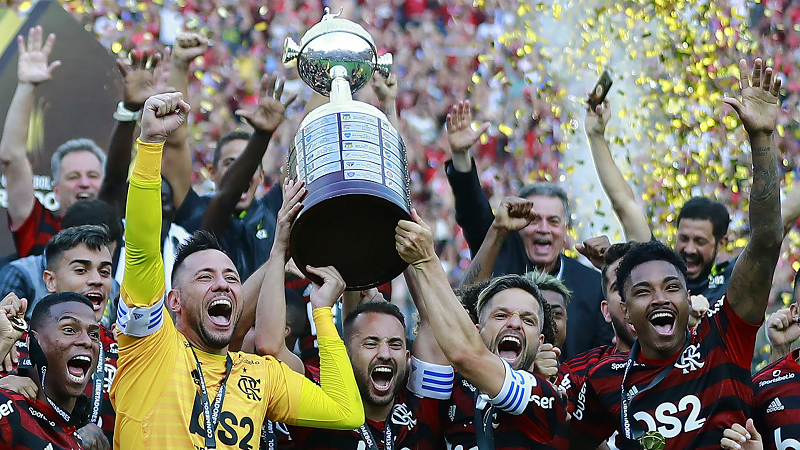 Flamengo na avenida! Estácio de Sá confirma reedição de enredo sobre o clube no próximo carnaval