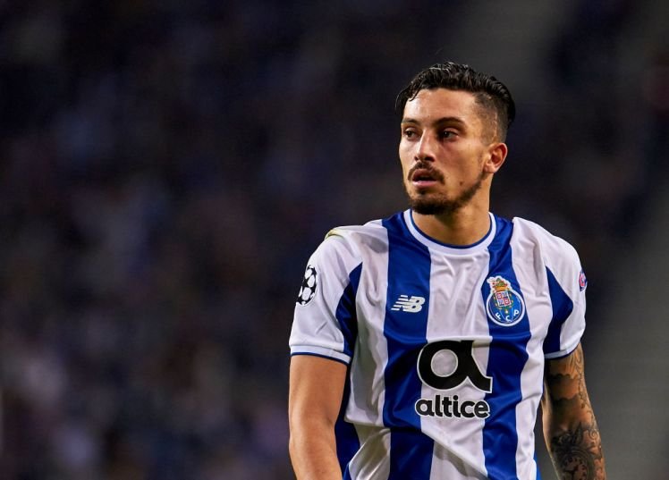 Quanto o Grêmio vai ganhar com a ida de Alex Telles para o Manchester United