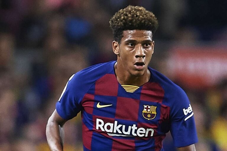 Fulham oferece 18 milhões de euros por Todibo