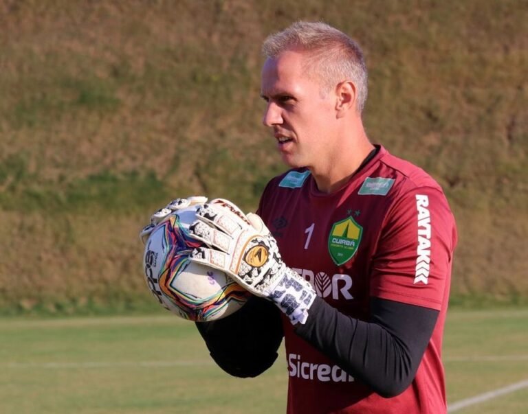 João Carlos destaca campanha do Cuiabá na Série B