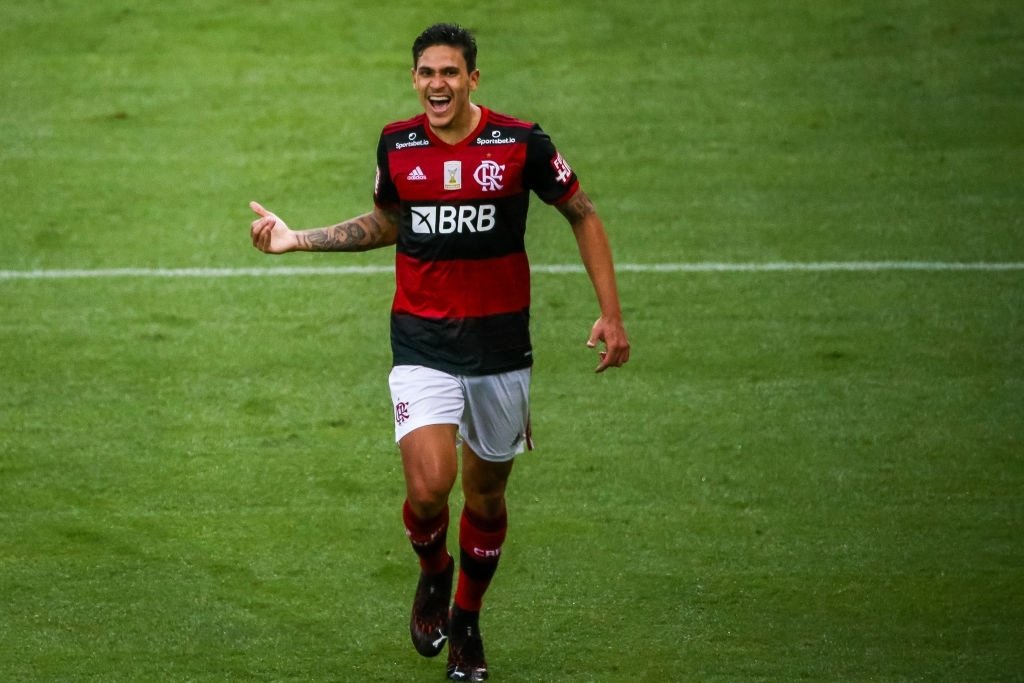 Luis Roberto diz que Pedro, do Flamengo, é melhor que Lewandowski