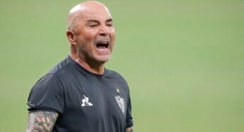 Falta de criatividade coletiva, individual e poderio ofensivo: o que, para Sampaoli, determinou a derrota para o Fortaleza