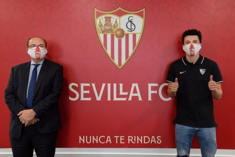 Sevilla confirma contratação de dois novos jogadores