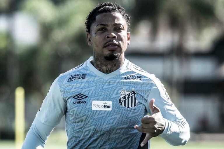 NOTÍCIA BOA – Cuca deve ter retornos importantes contra o Fluminense