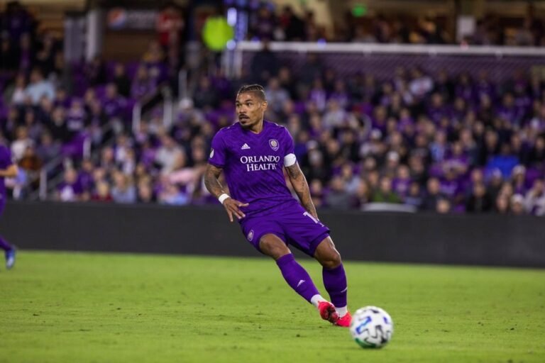 Grêmio tentou Junior Urso, ex-Corinthians e hoje na MLS