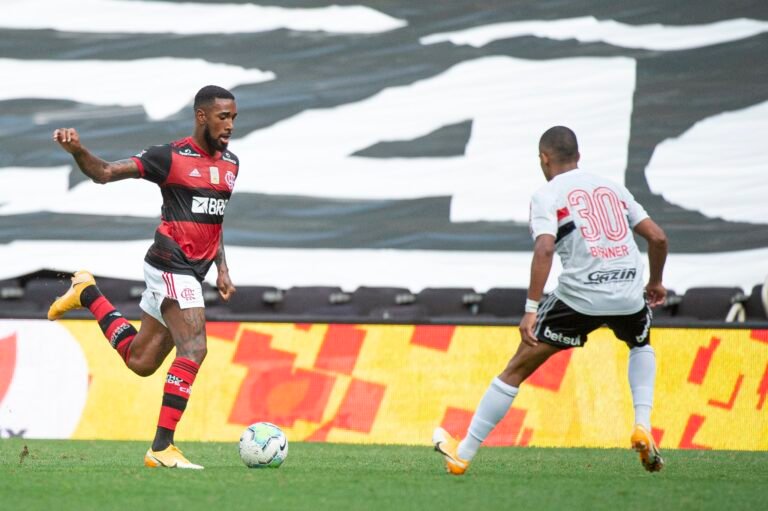 Flamengo perde para o São Paulo em grande jogo no Maracanã