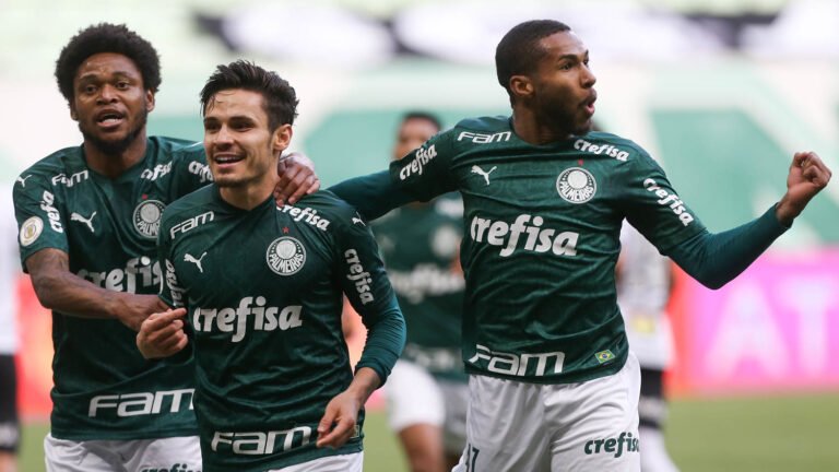 Palmeiras passa por cima do Atlético-MG, no último jogo sob comando de Cebola