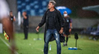 Renato Portaluppi sai em defesa de Domenec e Coudet