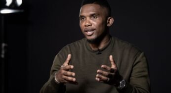 Samuel Eto’o negocia retorno aos gramados