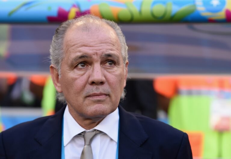 Alejandro Sabella é internado as pressas