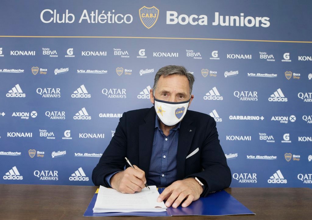 Boca Juniors renova com o seu treinador