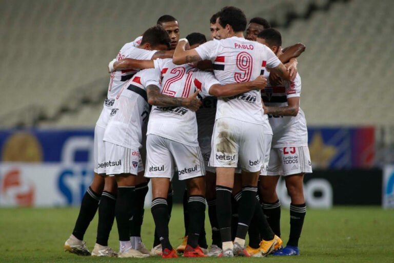 São Paulo invicto a onze jogos no Campeonato Brasileiro