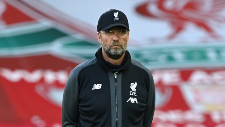 Klopp considera o calendário um “crime” e comemora por não ter novos casos de lesão