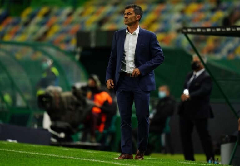 Gil Vicente demite Rui Almeida
