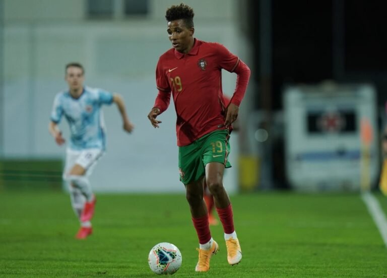 Gedson pode regressar ao Benfica