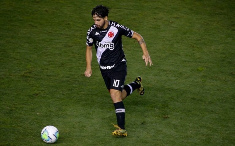Vasco pode acertar compra de Martín Benítez ainda hoje
