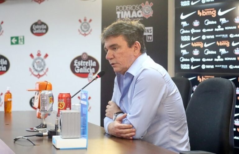 Andrés afirma que o Flamengo não é o melhor time e cutuca: ‘Se fosse, não tomava de 4 ontem’