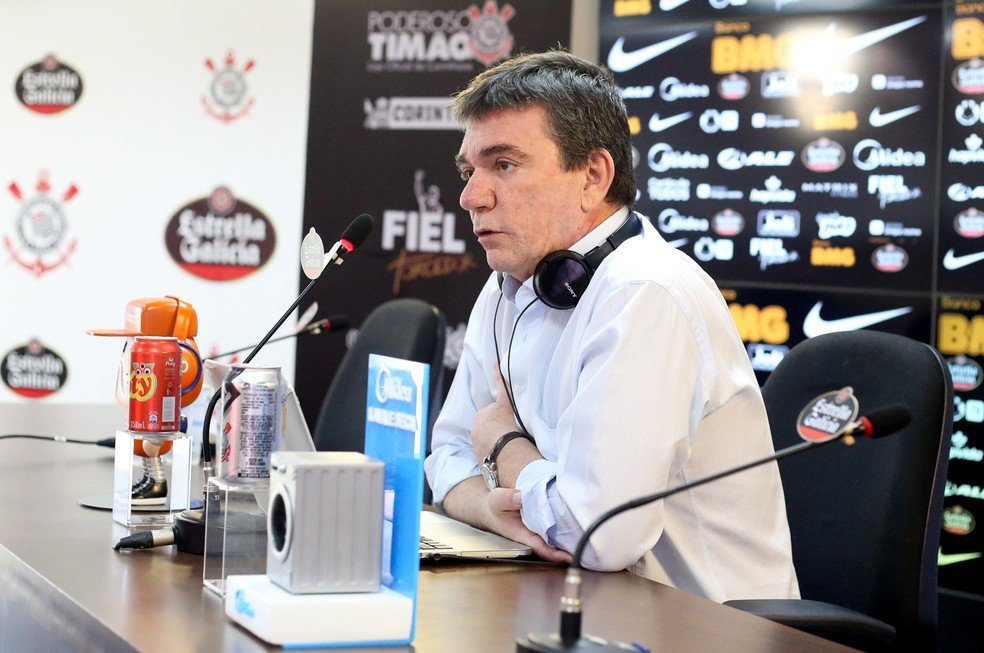 Insatisfeito com a arbitragem, Andrés diz que pênalti marcado “foi uma vergonha”