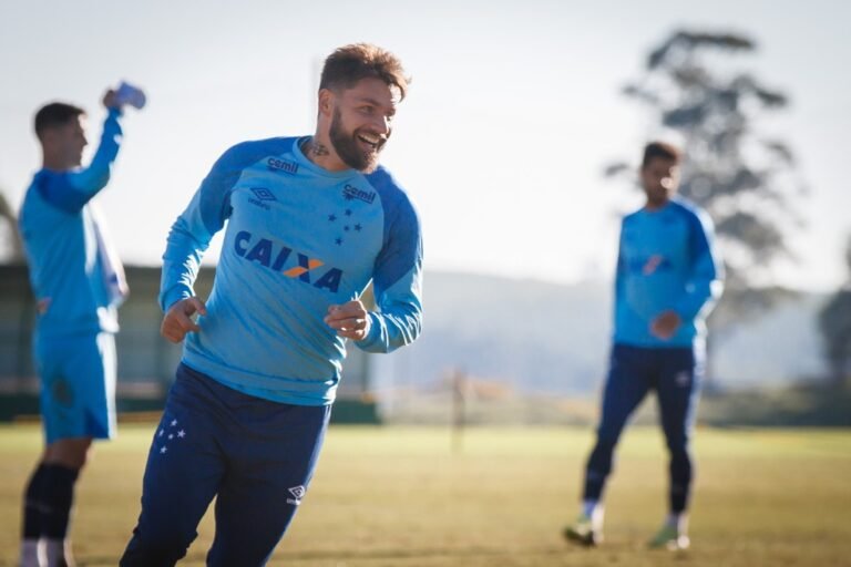 Rafael Sóbis fala sobre retorno ao Cruzeiro: “Talvez o maior desafio da minha vida”
