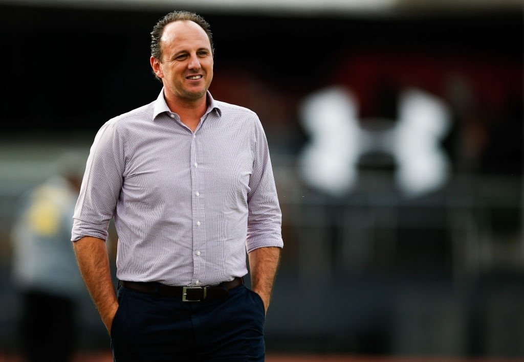 Multa de Rogério Ceni paga pelo Flamengo ao Fortaleza foi de R$ 400 mil