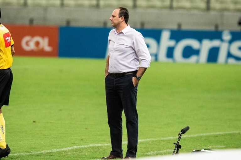 Ceni é o favorito para assumir o Flamengo