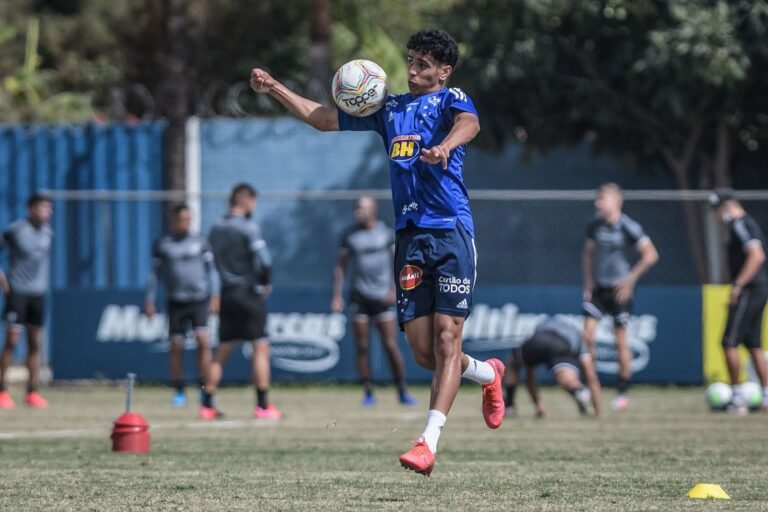 Joia do Cruzeiro, Alejandro é convocado para a seleção sub-20 do México