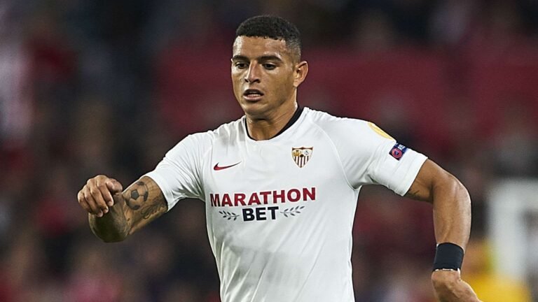 Diego Carlos será reforço do Aston Villa