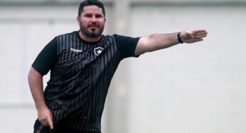 Na apresentação, Barroca externa sua ligação com o Botafogo