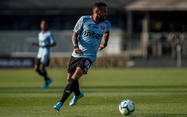 Escalações de Ceará e São Paulo para o jogo no Castelão