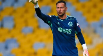 Empresário de Diego Alves chega ao Rio de Janeiro e renovação fica mais próxima