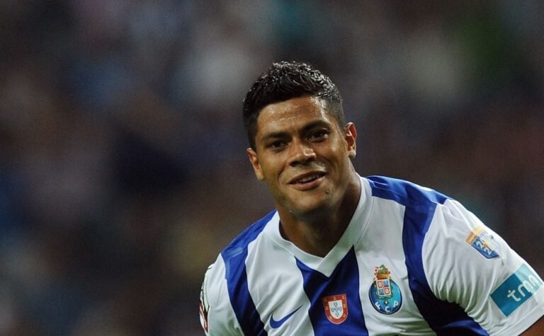 Hulk está muito próximo de voltar ao Porto, afirma jornal