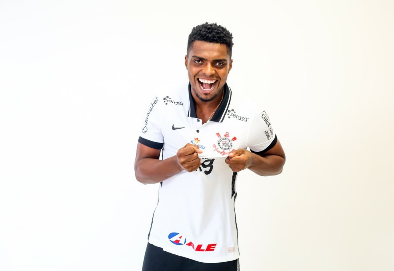Jemerson aparece no BID e já pode estrear pelo Corinthians
