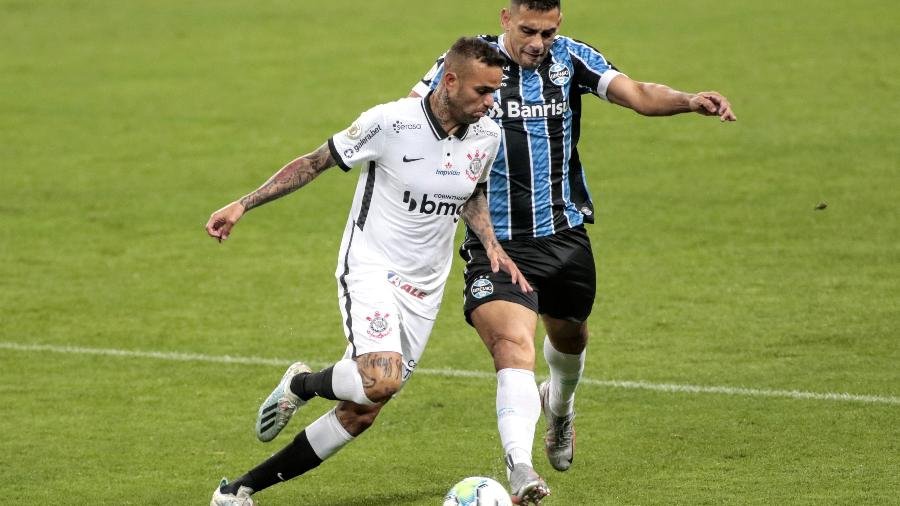 Corinthians enfrenta Grêmio buscando ficar longe do Z-4