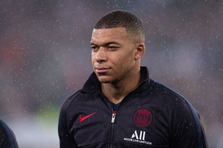 Mbappé pode desfalcar o PSG na Champions League