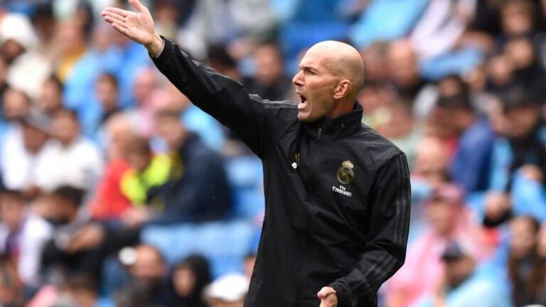 Zidane assume a culpa da derrota do Real Madrid para o Valencia