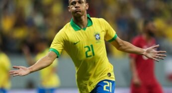 Richarlison brinca com pedido de Ancelotti e afirma: “Seleção é amor único”