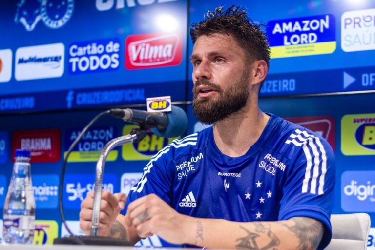 Rafael Sóbis volta a destacar o desafio da volta ao Cruzeiro e afirma: “Viver o clube 24 horas”
