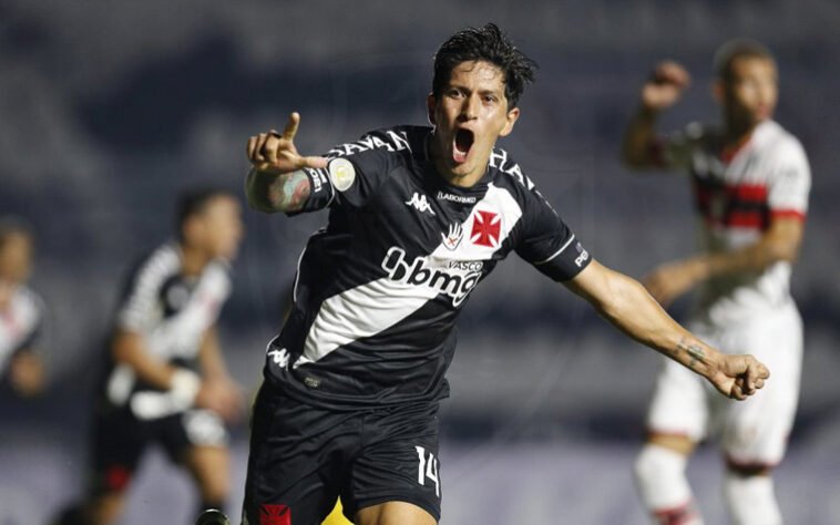 Artilheiro do Vasco, Cano não poupa elogios ao Atlético Mineiro: “Intensos, agressivos e rápidos”