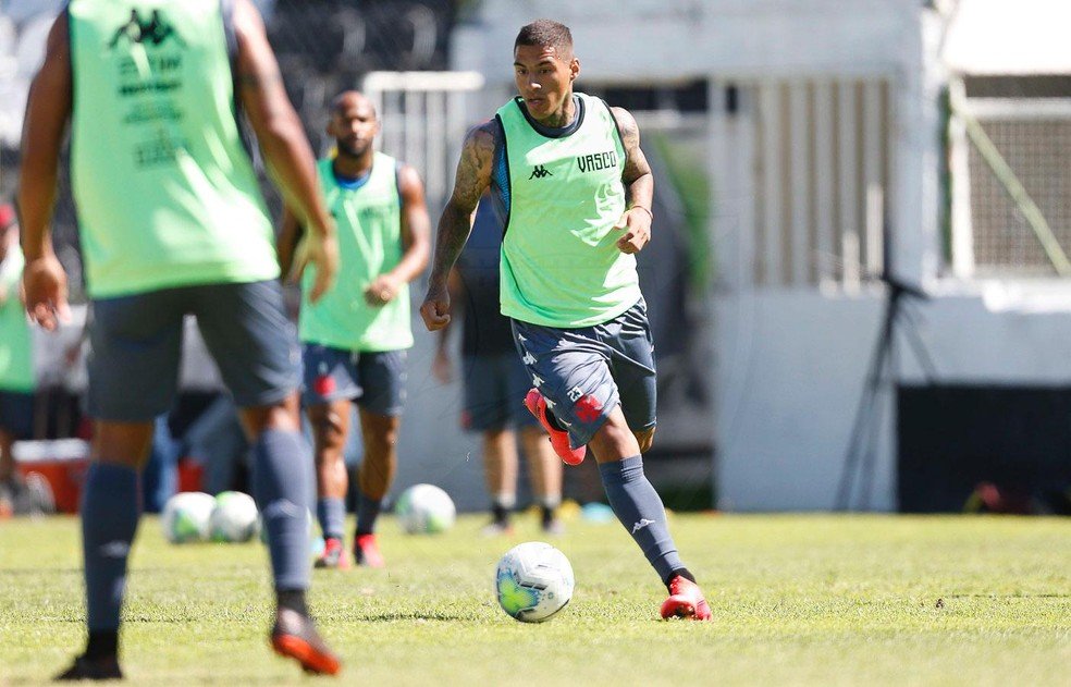 Sem Sá Pinto e dez desfalques, Vasco enfrenta Defensa Y Justicia pela Sulamericana