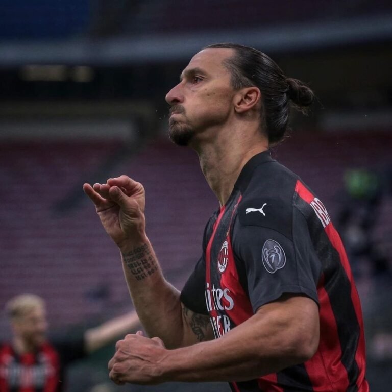 Mino Raiola evitou a aposentadoria de Zlatan