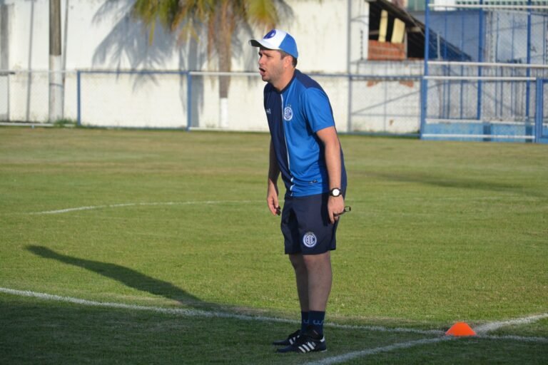 Confiança repudia ato violento de membros da torcida