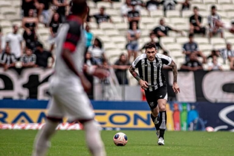 Ceará realiza compra de direitos de Tiago e pode contar com defensor contra o Bahia