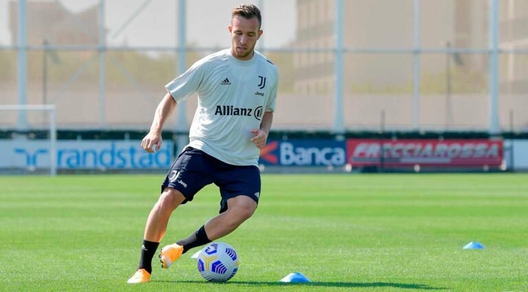 Arthur fala da obsessão de Cristiano Ronaldo por treinos: “É impressionante”