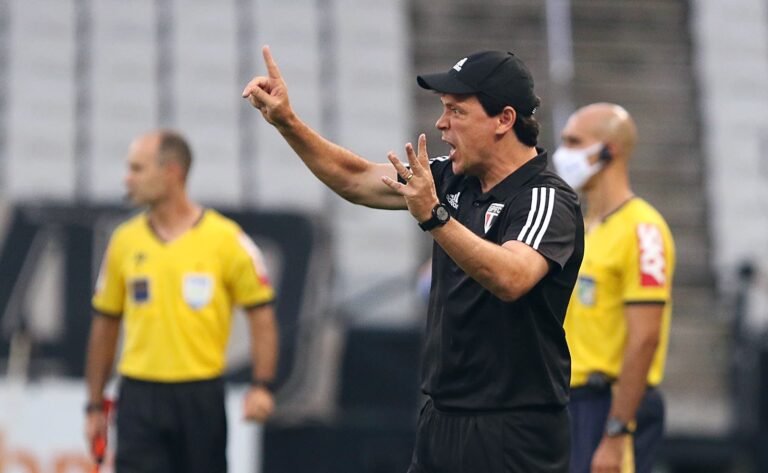 Técnico do São Paulo analisa derrota para o Corinthians e projeta duelo contra o Atlético-MG