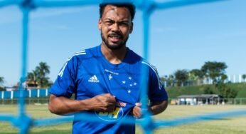 Presidente do Cruzeiro afirma que clube recusou R$ 15 milhões por Claudinho