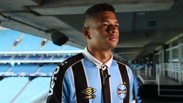 Acertado com o Grupo City, Diego Rosa se despede do Grêmio