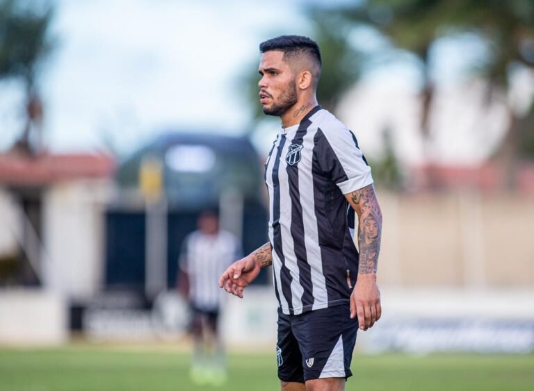 Autor de dois gols diante do Grêmio, Wesley fala em “esquecer a derrota” e mira reabilitação do Ceará no Brasileiro de Aspirantes